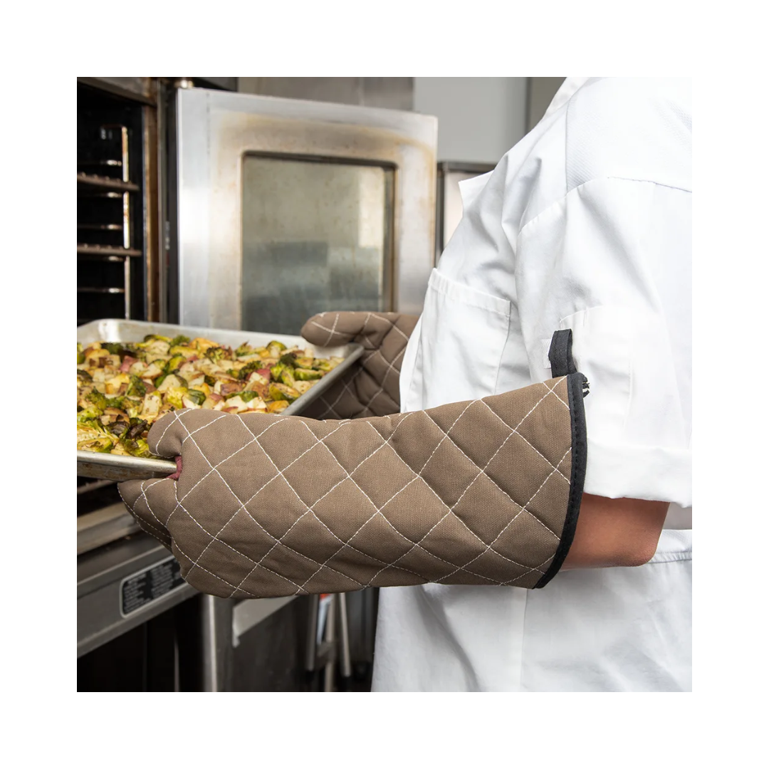 BVT BestGuard™ Oven Mitts – 17", Black & Tan