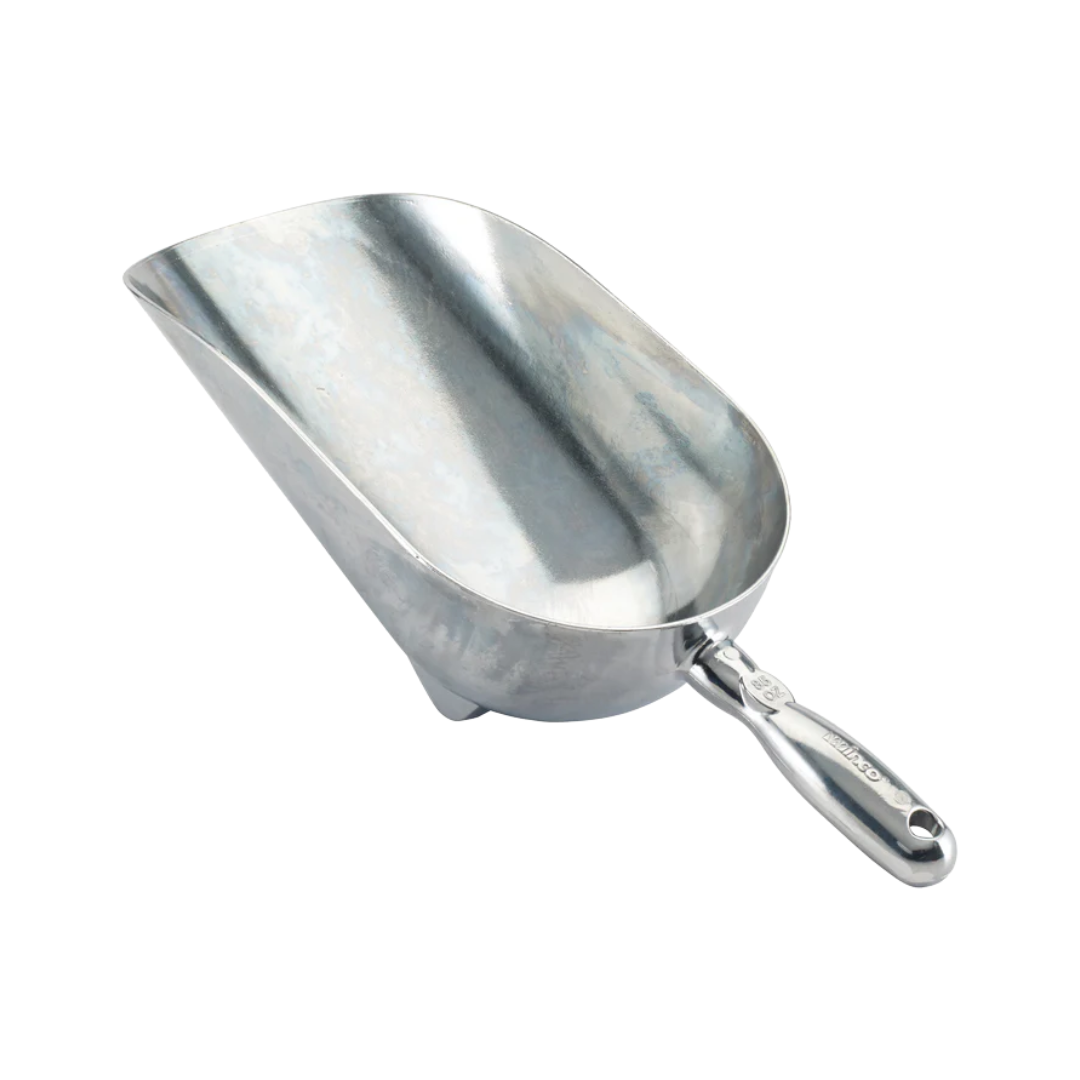 Winco® Aluminum Scoops with Stabilizing Feet – 12 oz. to 85 oz.