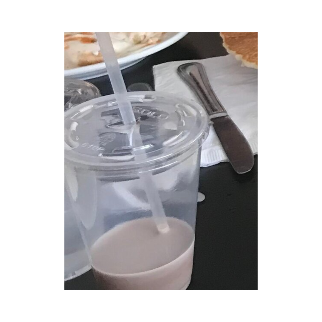 Dart® 9–10 oz. PET Plastic Straw-Slotted Lid – Clear