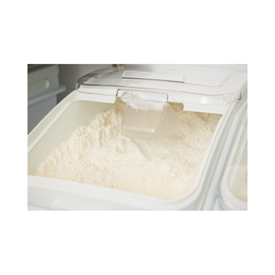 Rubbermaid® Ingredient Bin – 4 1/8 cu ft, Slant Front