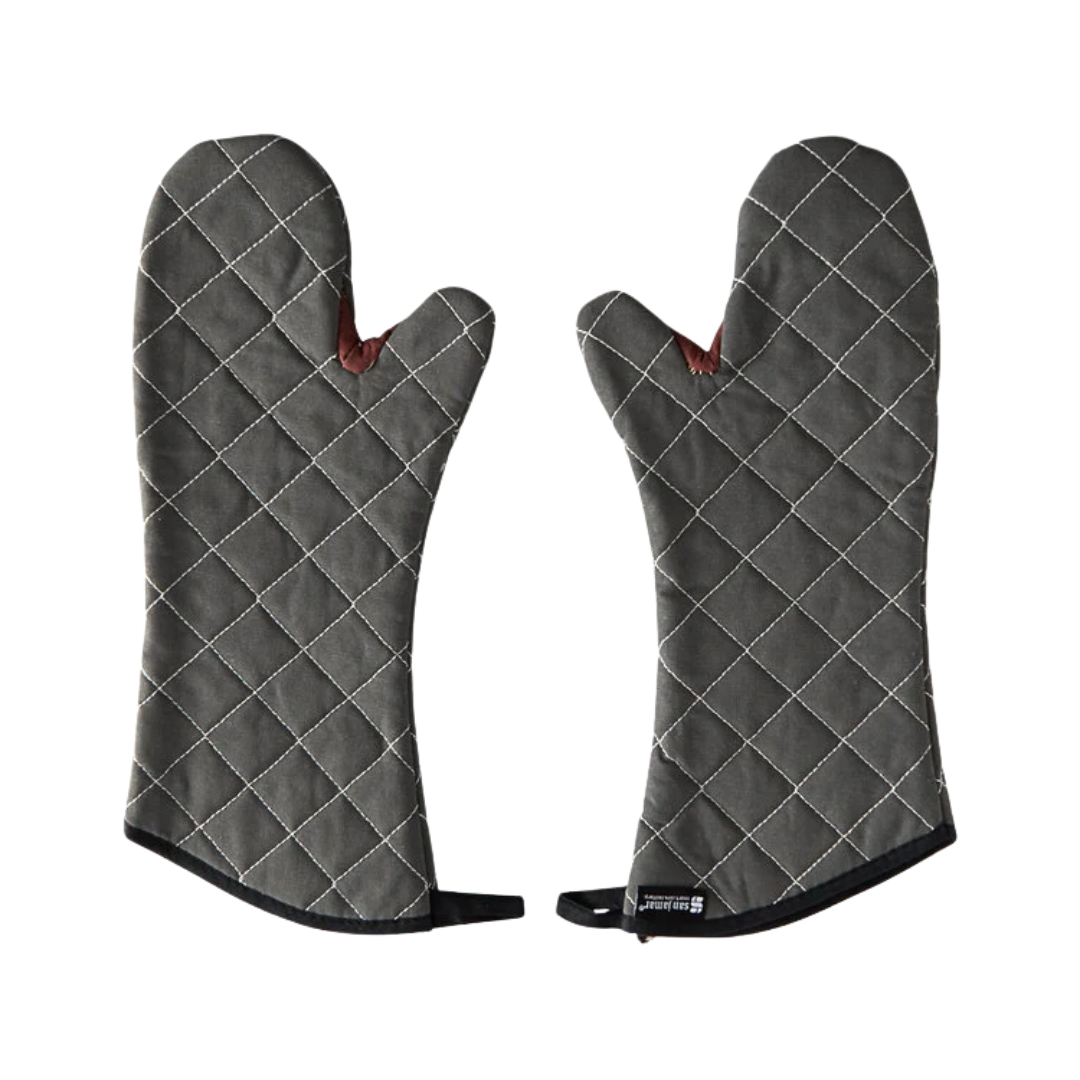 BVT BestGuard™ Oven Mitts – 17", Black & Tan