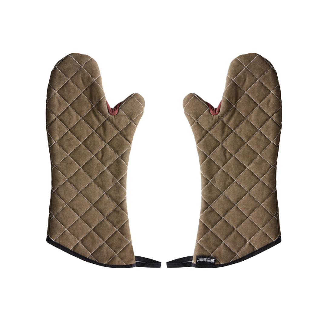 BVT BestGuard™ Oven Mitts – 17", Black & Tan