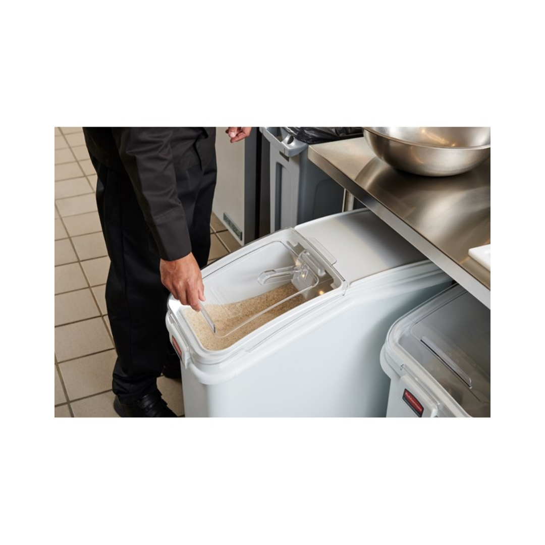 Rubbermaid® Ingredient Bin – 2 3/4 cu ft, Slant Front